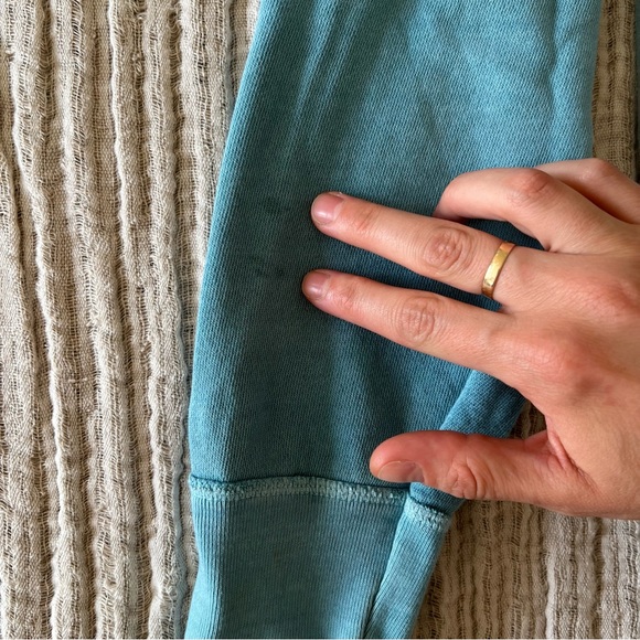 Champion hoodie with front pocket - Picture 5 of 7